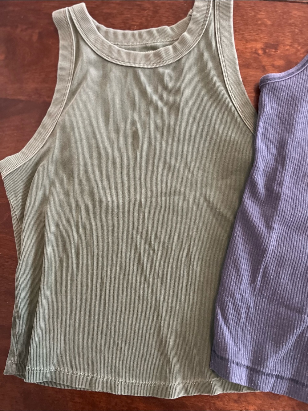 Women’s Ribbed Tank Set - Picture 2 of 6